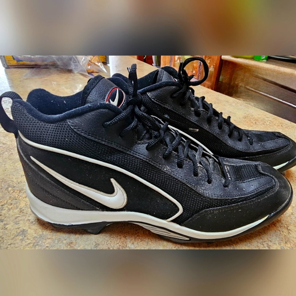 NIKE Land Shark Cleats